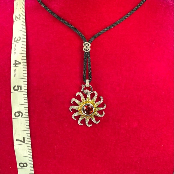 FIVE NECKLACES IN ONE - Picture 9 of 15